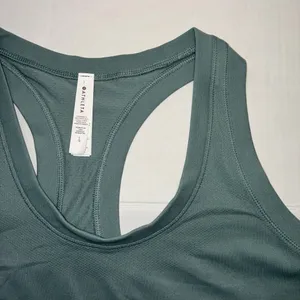 Athleta Momentum Seamless Tank Top Size L - Agave thumbnail 4