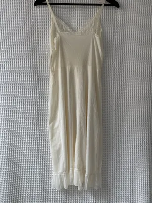 Vintage ivory slip dress lace ruffle demure fairycore retro small READ thumbnail 2
