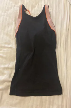 Lululemon Top thumbnail 1