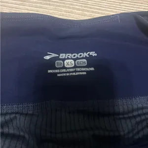 Brooks Women's Shorts thumbnail 2