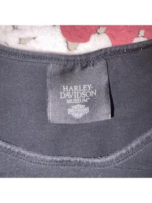Harley-Davidson Museum Woman’s XL Rhinestone Motorcycle Logo Black T-Shirt thumbnail 5