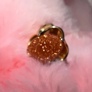 Vintage Style Goldstone Oval Statement Ring Gold Tone Heart Detail Sparkle Brown thumbnail 5