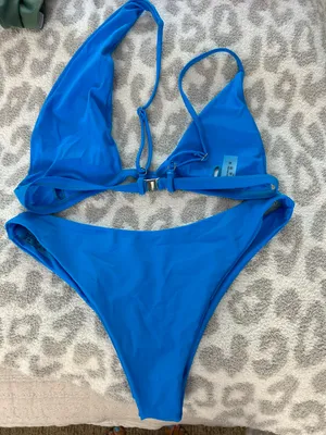 Bikini thumbnail 2