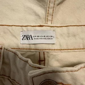Zara Cream Raw Hem Denim Shorts Size 6 thumbnail 3
