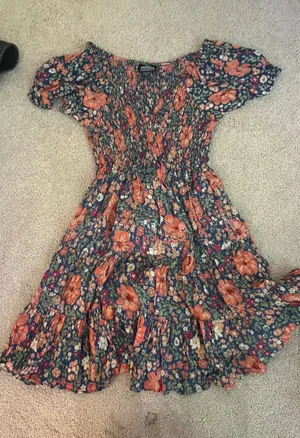 Angie V-neck floral dress thumbnail 1