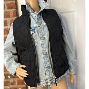 J.Crew Navy Diamond Quilted Puffer Vest Two-Way Zip Women’s XXS thumbnail 3