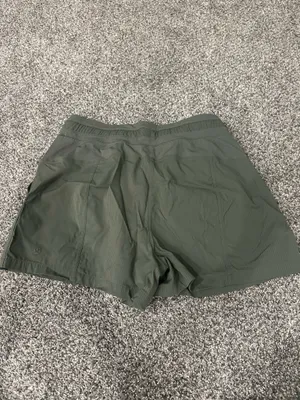 Lululemon Shorts thumbnail 4