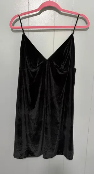 Victoria's Secret Black Velvet V-neck Sexy Lingerie Loungewear Mini Slip L thumbnail 1