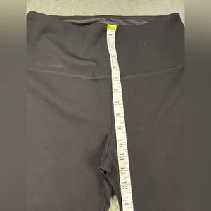 Jones New York (JNY) Black Crop Leggings / Pants - Size Large thumbnail 5