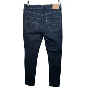Levi's 721 Jeans Women's‎ size 29 High Rise Skinny Dark Wash Blue Denim thumbnail 3