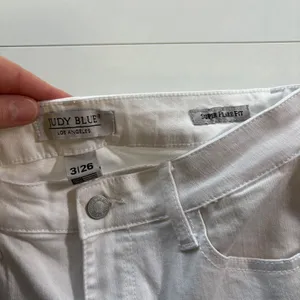 Judy Blue White Super‎ Flare Fit Jeans Size 3/26 High Waist Womenswear thumbnail 3