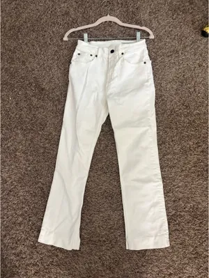 ZARA High-Rise White Jeans thumbnail 2