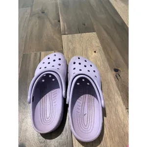 Crocs Women’s Size 8 Light Purple Classic Clogs thumbnail 6