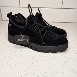 Bernie Mev Cara Women Black Vegan Knit Platform Sneakers‎ Size 38 or 7 NWOT thumbnail 2