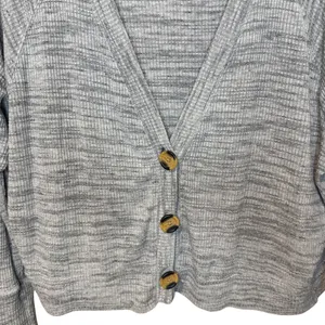 Free‎ People We The Free Ribbed Knit Cropped Button Front Cardigan Gray Small thumbnail 3