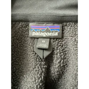 Patagonia Better Sweater 1/4 Zip Womens‎ Sz XS Gray Logo Pullover thumbnail 5