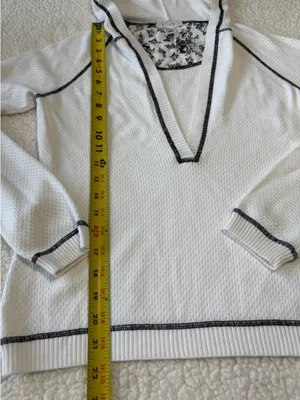 LOFT Plunging V-Neck Waffle Thermal Pullover Hoodie Black Contrast Trim Size S thumbnail 3