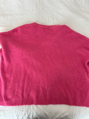 Pink Sweater thumbnail 4