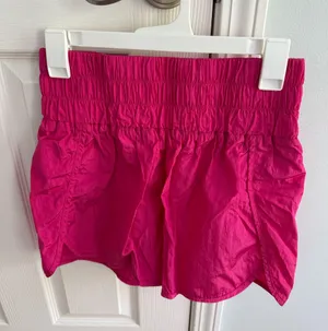 High Waisted shorts thumbnail 1