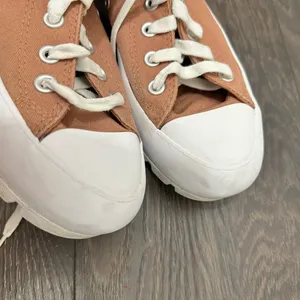 Converse Women’s 9 Brown Tan Lugged Platform Sneakers Shoes thumbnail 3
