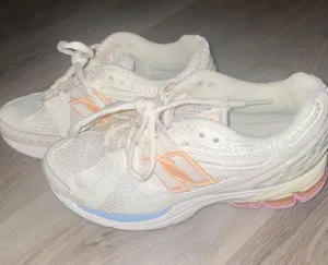 New Balance 1906R thumbnail 1