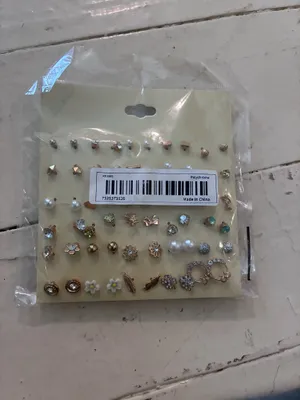 30 Pairs Assorted Minimalist Stud Earrings Set, Faux Pearl, Metal, Rhinestone, Bow, Flower, Musical Note Design, Suitable For Daily Wear And Commuting For Women thumbnail 3