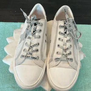 Vintage Havana VH EST 1954 White Silver Star Sneakers Size 8 thumbnail 3
