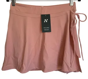 NWT Halara‎ Everyday Softlyzero Airy Mid Rise Tie Side A Line 2-in-1 Mini Skirt thumbnail 1