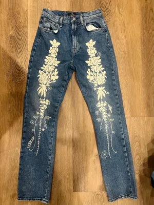 Embroidered 7 For All Mankind Straight Leg Jeans - Size 25 thumbnail 2