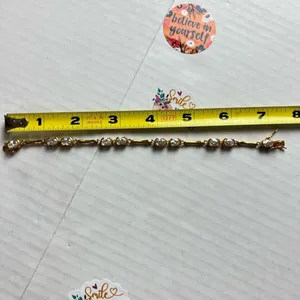 LIA Sophia Gold Tone Bracelet 10 Cubic Zirconia Stones‎ Very Sparkly! thumbnail 2