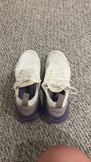 Nike Air Max 270 Shoes thumbnail 2