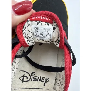 Vans X Disney Authentic Mickey Mouse low top skateboard sneakers size 7 thumbnail 5