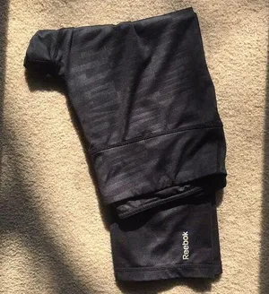 Reebok black Crop Leggings size large thumbnail 1