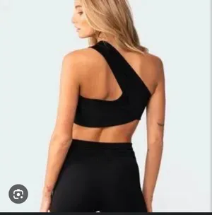 Edikted Gina One Shoulder Crop Top thumbnail 3