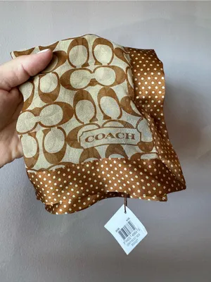 Authentic Coach NWT 100% Silk Legacy Signature C Logo Square Scarf OS thumbnail 3