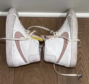 Nike Blazers thumbnail 1