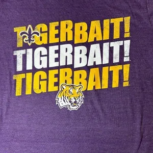 LSU T-Shirt Womens Medium Purple Tee TigerBait Section 101 Majestic‎ NEW thumbnail 5