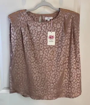 NWT Entro Top Small Sleeveless Shoulder Pad‎ Keyhole Back Pink Blush Cheetah thumbnail 1