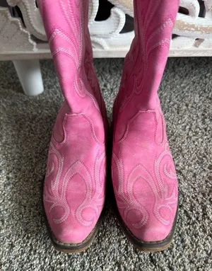 Women’s pink roper cowboy boots size 6 worn once like new thumbnail 2
