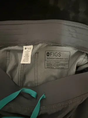 Figs Graphite Scrub Set thumbnail 3