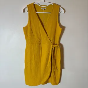 Madewell Crosshatch Side-Tie Mini Dress‎ in Mustard Yellow Size o thumbnail 2