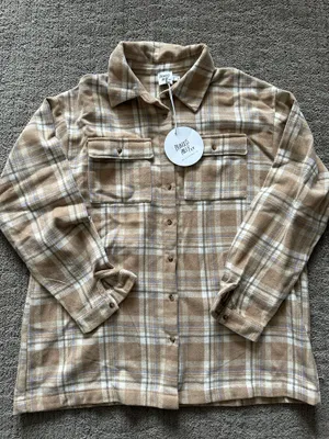 NWT Princess Polly Button Up Shirt  thumbnail 1