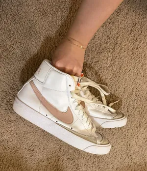 Nike pink blazers size 6 thumbnail 1