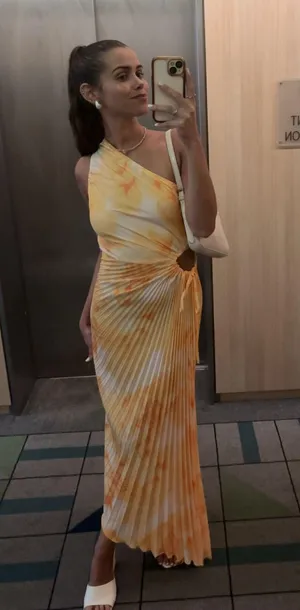 Yellow Dress thumbnail 1