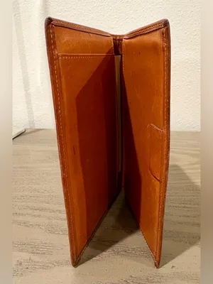 Vintage Dooney & Bourke Pebbled Leather All-Weather Leather Checkbook Cover thumbnail 3