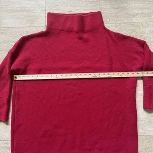 SHOP THE MINT Turtle Neck Red Sweater‎ SIZE L oversized Size L thumbnail 2