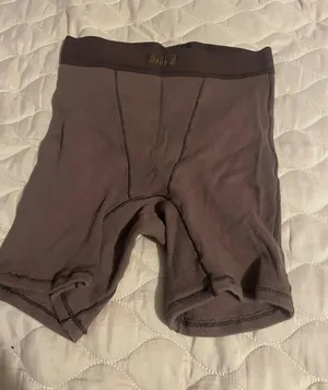 SKIMS boxer shorts thumbnail 2