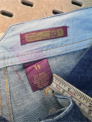 Zana Di Vintage Y2K Dark Wash Flare Jeans - Embroidered Pockets - Size 11 thumbnail 8