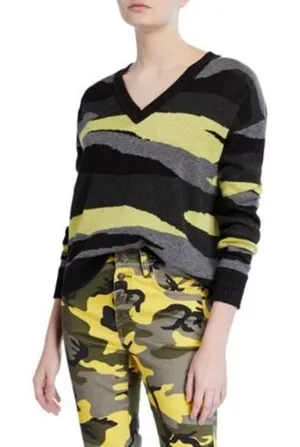 Pam & Gela Sweater Womens V-Neck Abstract Camo Intarsia M Grey Yellow Black‎ thumbnail 1