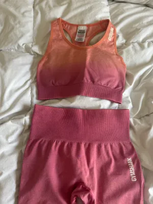 Gymshark Ombre Sports Bra and Leggings Set - Orange and Pink thumbnail 2
